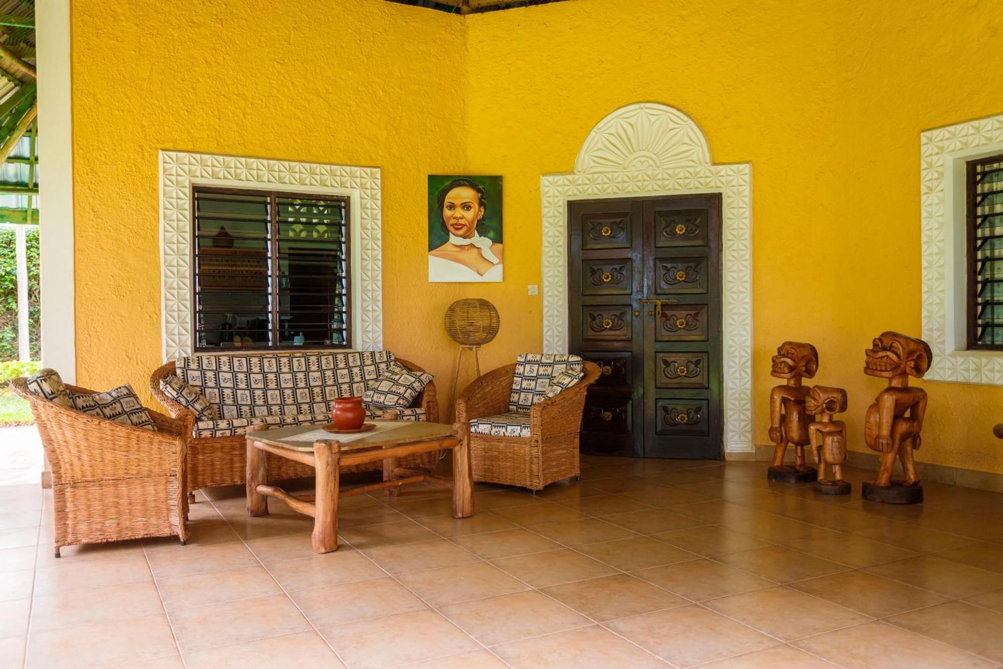 Diani Beach-Villa Kirsch Galu Exterior photo